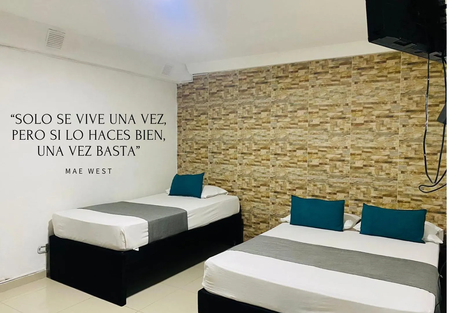 Hotel Tree House Medellín 4*,  Colombia