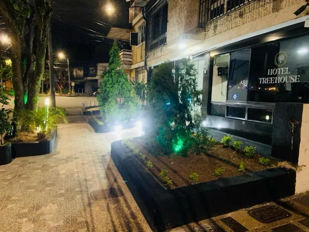 Hotel Tree House Medellin